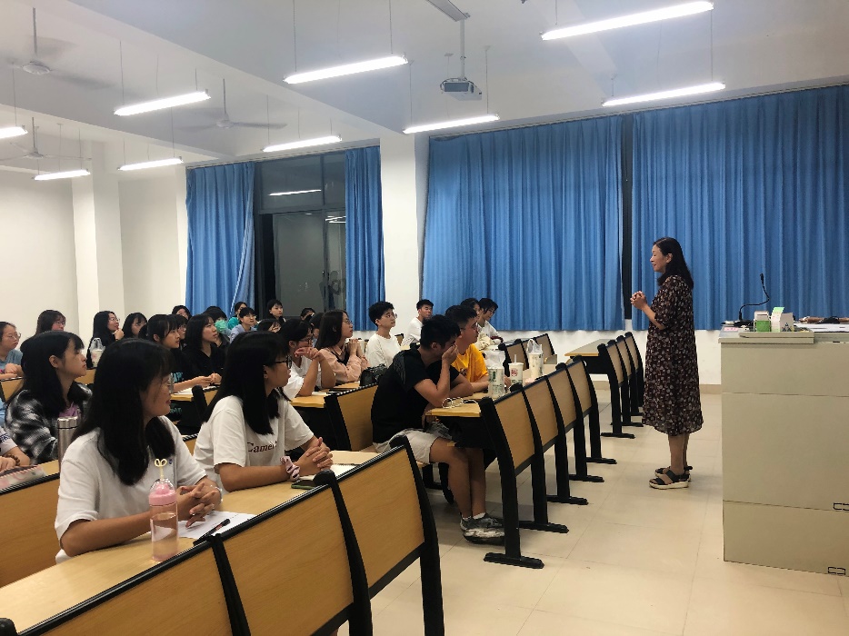 护理学院召开班导师见面会