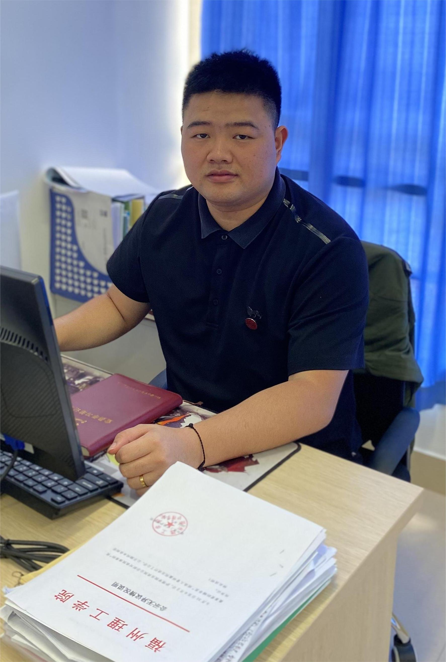 党员先锋|曾祥鑫：肩上有责，心中有爱