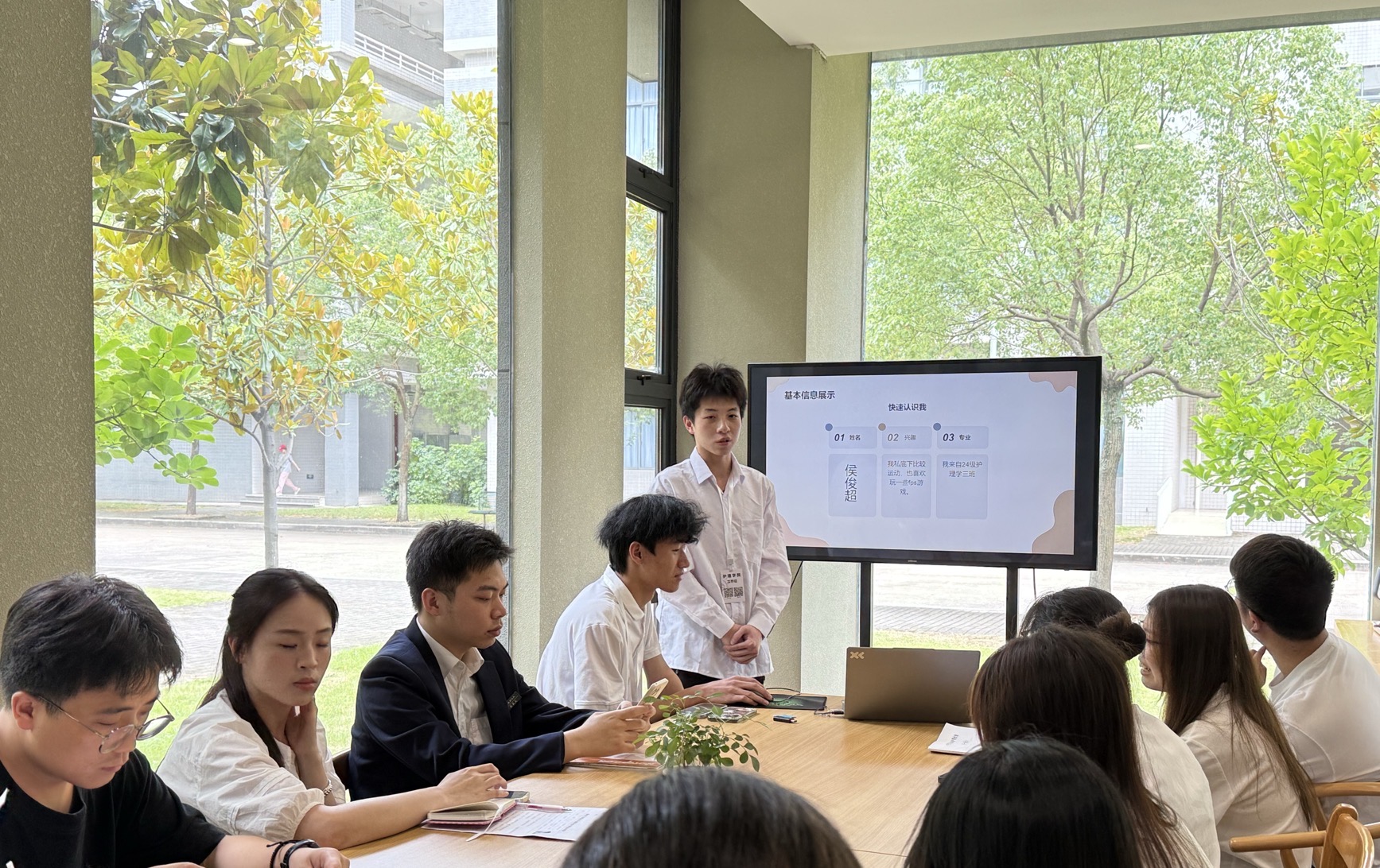 护理与健康学院团委、学生会学生干部换届工作圆满结束
